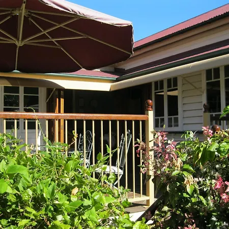 Classique Bed & Breakfast-2